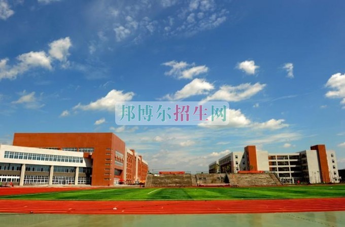 好一點的鐵路專業學校