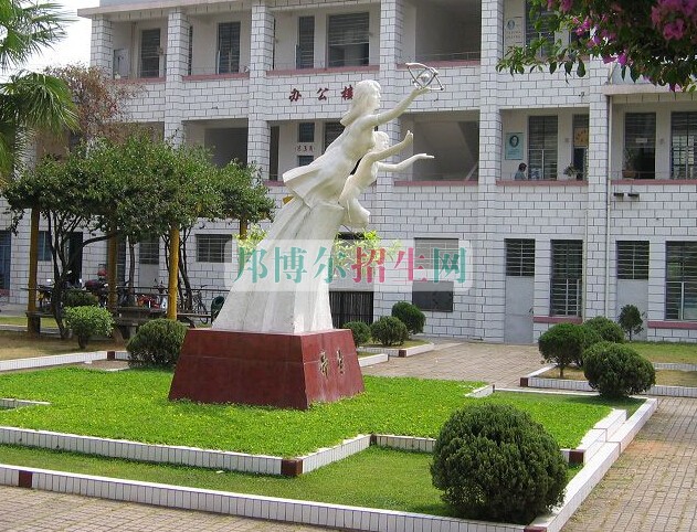 云南省普洱衛生學校