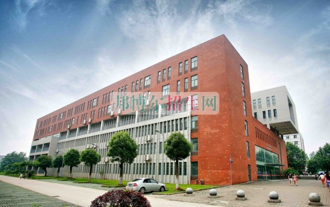 軟件技術(shù)較好的大專學校