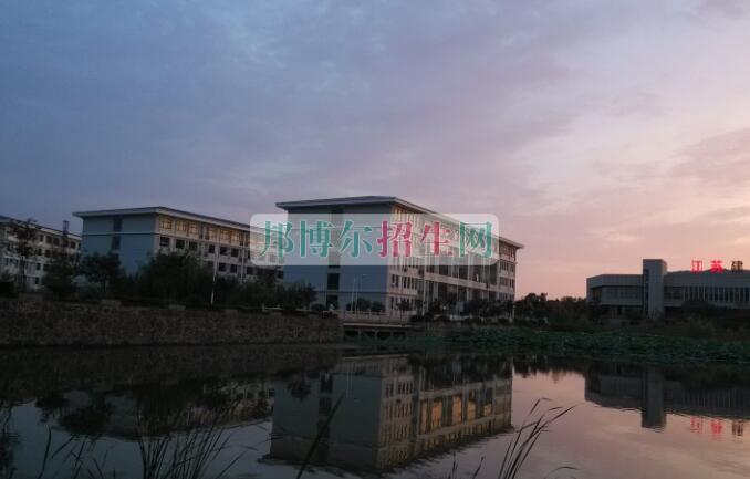 中?？祻?fù)治療升大專