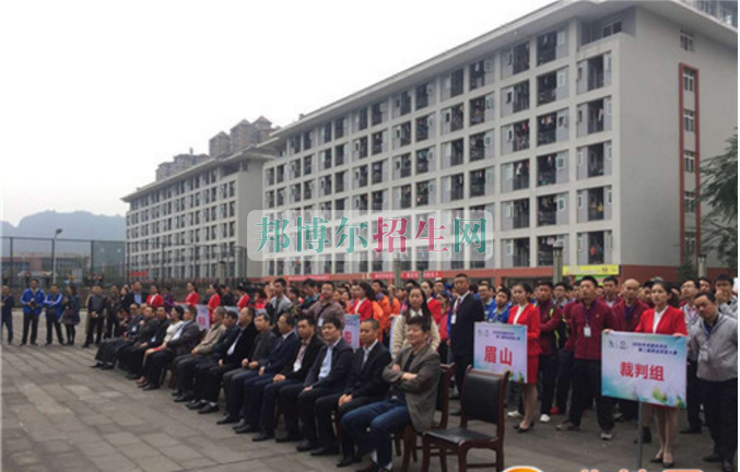 讀職業學校需要什么證件