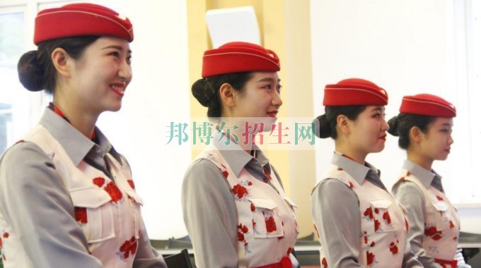 成都航空服務(wù)比較好的大專(zhuān)學(xué)校
