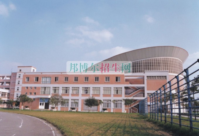 職業學校讀幾年