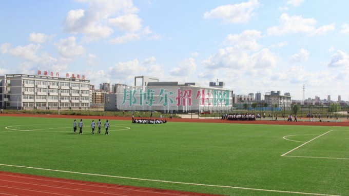 職業學校好還是大專好