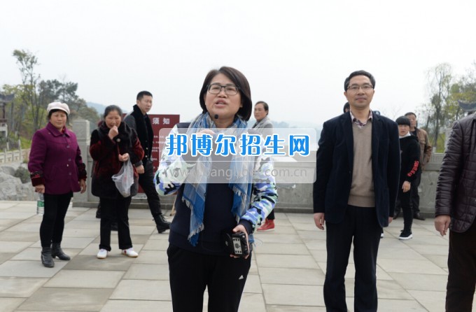 川南幼兒師范高等專科學(xué)校舉行慶祝國際勞動婦女節(jié)活動