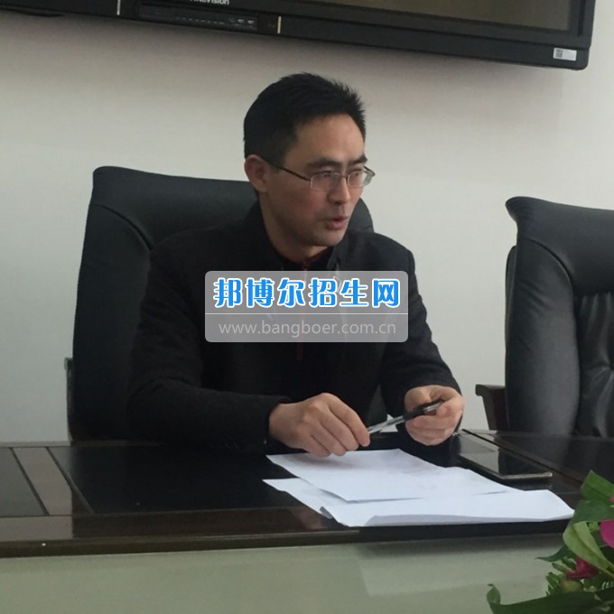 四川省樂山市第一職業高級中學特色實訓室”和“優秀實訓指導教師”評選會