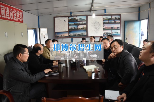 樂山師范學院領(lǐng)導帶隊調(diào)研樂山職業(yè)技術(shù)學院新區(qū)建設(shè)