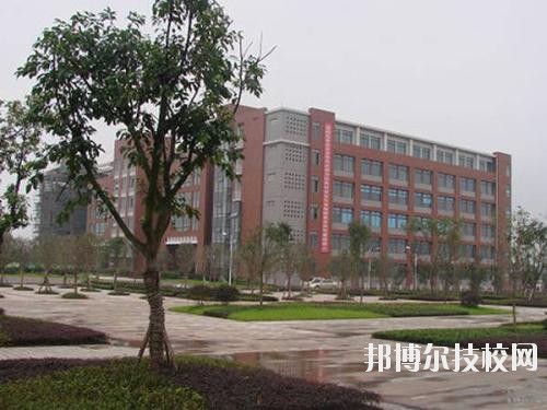 武漢鐵路橋梁職業(yè)學(xué)院2020年報(bào)名條件、招生要求、招生對(duì)象