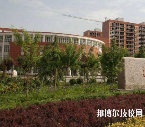 洛川職業(yè)中等專(zhuān)業(yè)學(xué)校2020年招生辦聯(lián)系電話(huà)