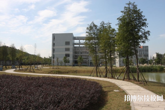 湖州中等衛生專業學校2020年報名條件、招生要求、招生對象