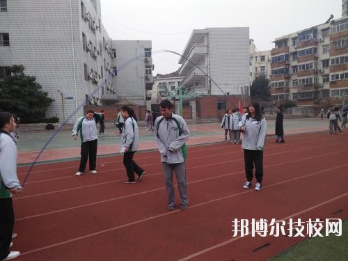 西安市商貿(mào)旅游成人中等專業(yè)學校2020年報名條件、招生要求、招生對象