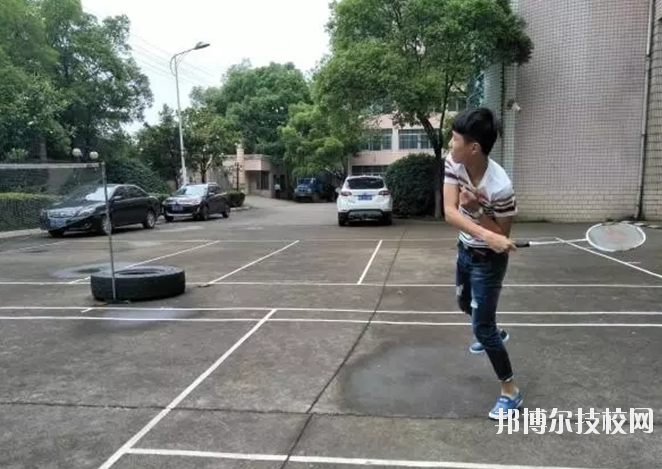 江西新興產(chǎn)業(yè)工程學校2020年報名條件、招生要求、招生對象
