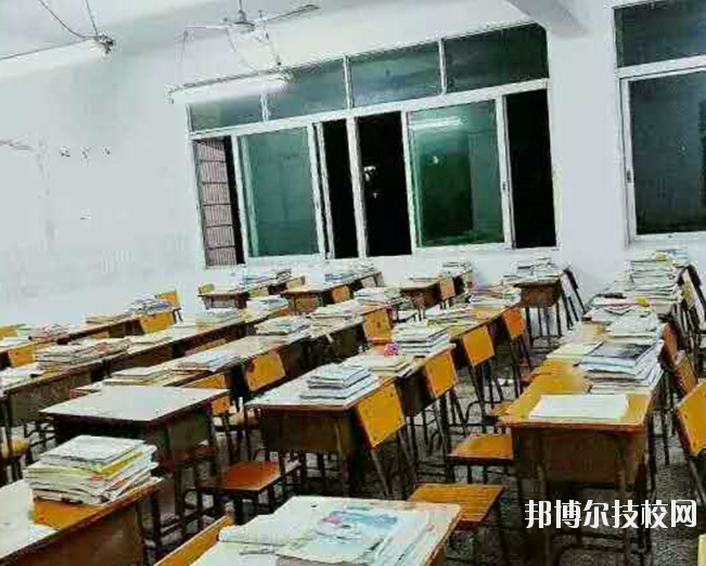江西新興產業工程學校網站網址