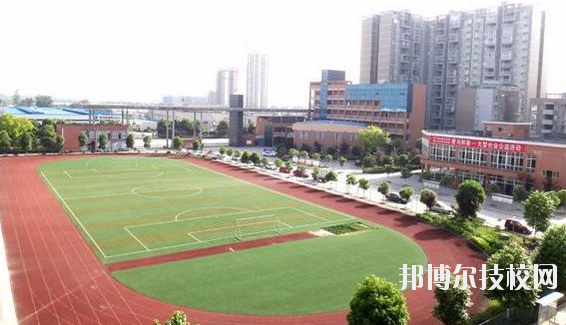 重慶潼南闇公職業(yè)高級中學2020年報名條件、招生要求、招生對象