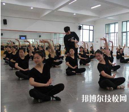 江山職業(yè)教育中心2020年報(bào)名條件、招生要求、招生對象
