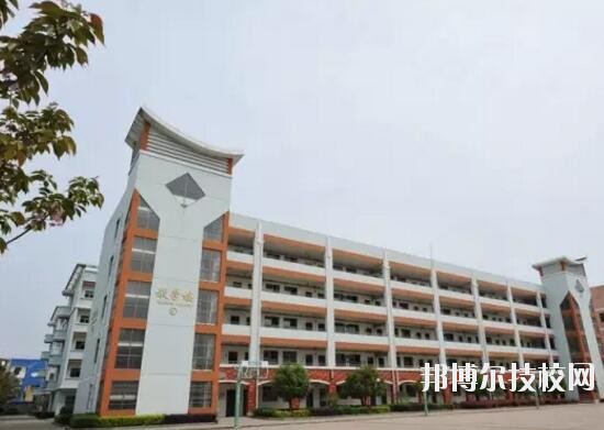 義烏城鎮(zhèn)職業(yè)技術(shù)學(xué)校2020年報(bào)名條件、招生要求、招生對(duì)象
