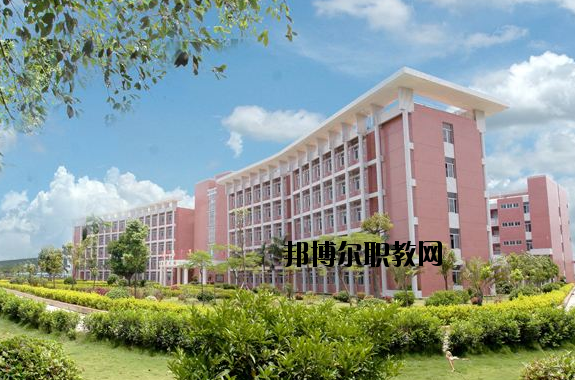 惠來技工學校2020年報名條件、招生要求、招生對象