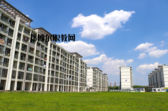 南京師范大學(xué)泰州學(xué)院2020年報(bào)名條件、招生要求、招生對(duì)象