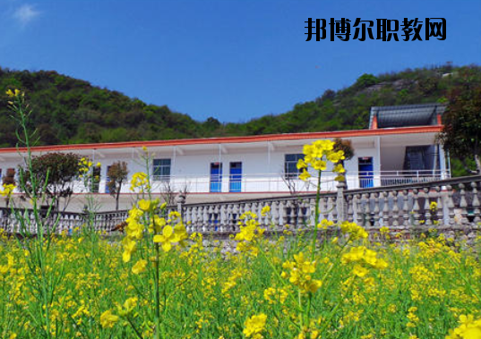 景德鎮傳統文化職業學校2020年報名條件、招生要求、招生對象