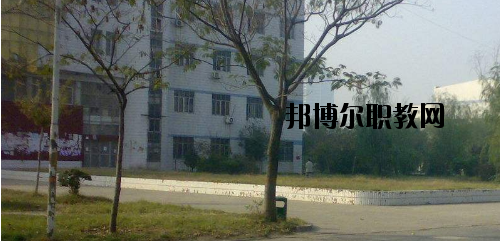 河南技工學校2021年報名條件、招生要求、招生對象