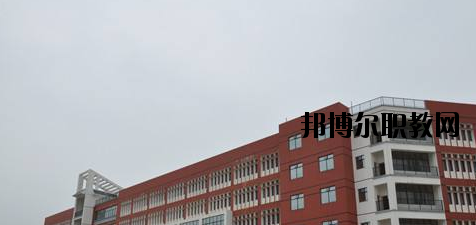 桂東衛(wèi)生學(xué)校2020年報(bào)名條件、招生要求、招生對(duì)象 