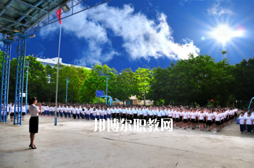 廣東湛江衛(wèi)生學(xué)校2020年招生辦聯(lián)系電話(huà)