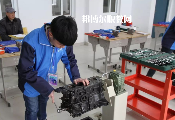 合肥市工程技術學校2020年報名條件、招生要求、招生對象