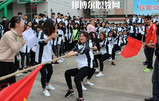 廉江興華職業(yè)技術學校2020年招生辦聯系電話