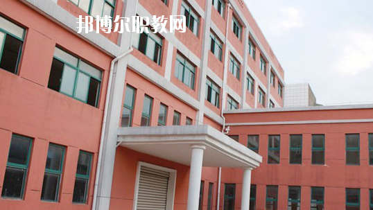南昌工業(yè)技工學(xué)校2020年報名條件、招生要求、招生對象