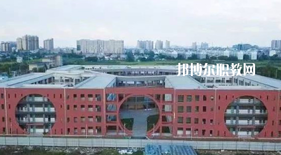 馬鞍山幼兒師范學(xué)校2020年報名條件、招生要求、招生對象