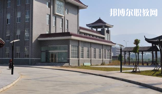 安徽黃梅戲藝術(shù)職業(yè)學(xué)院(中專部)2021年報(bào)名條件、招生要求、招生對象
