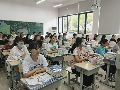 蘇州旅游與財經(jīng)高等職業(yè)技術(shù)學(xué)校2021年學(xué)費、收費多少
