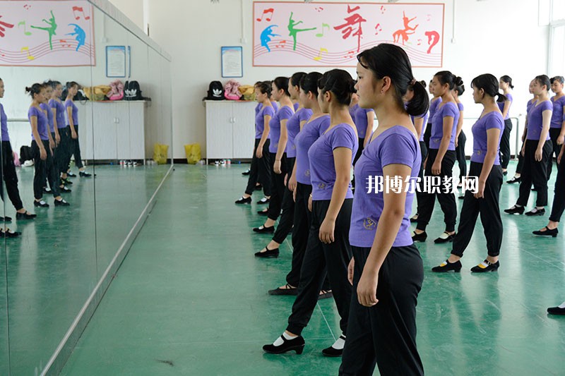 惠水中等職業(yè)學(xué)校2021年報(bào)名條件、招生要求