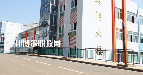 畢節同心農工中等職業技術學校2021年報名條件、招生要求、招生對象