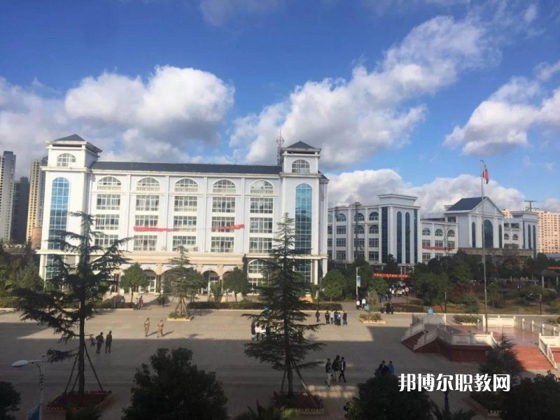 曲靖師宗職業(yè)技術(shù)學(xué)校2021年報名條件、招生要求、招生對象
