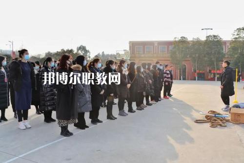 四川五月花技師學(xué)院2021年學(xué)費(fèi)、收費(fèi)多少