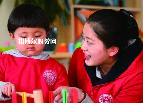 云南2021年讀幼師學(xué)校讀什么專(zhuān)業(yè)好