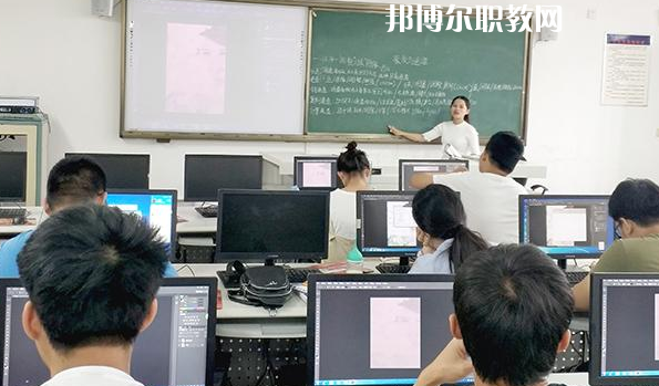 杭州2022年計算機學(xué)校開設(shè)有哪些課程