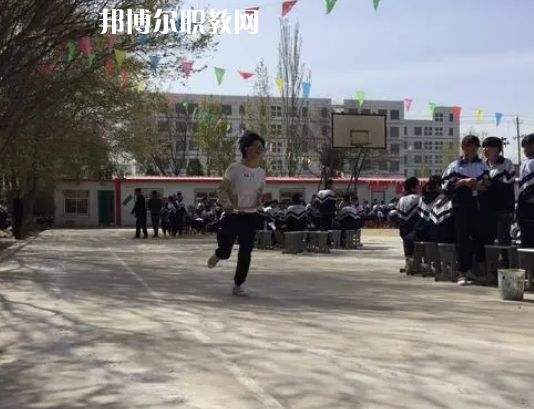 會寧現(xiàn)代科技職業(yè)學校2022年報名條件、招生要求、招生對象 