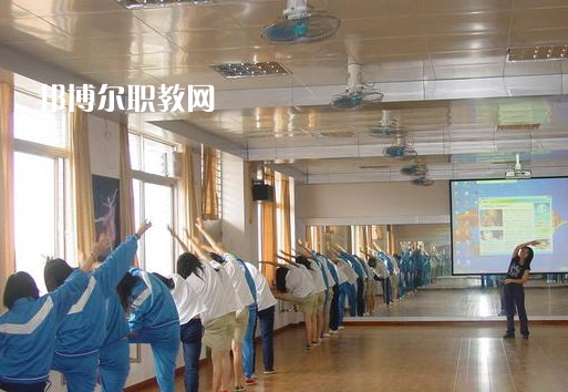 鶴山職業技術學校2022年報名條件、招生要求、招生對象