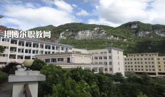 德慶縣中等職業(yè)學(xué)校2022年報(bào)名條件、招生要求、招生對(duì)象