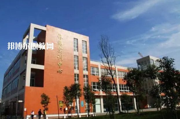 四川德陽黃許職業(yè)中專學(xué)校2022年報(bào)名條件、招生對象、招生要求