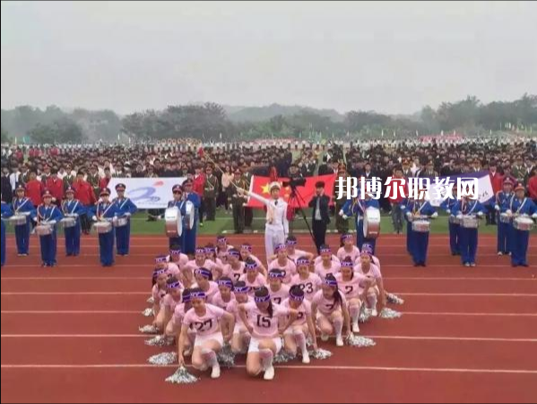 長安汽車(集團(tuán))有限責(zé)任公司技工學(xué)校2022年學(xué)費、收費多少