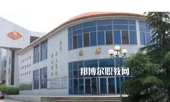 陽(yáng)旅游職業(yè)學(xué)校2022年報(bào)名條件、招生要求、招生對(duì)象