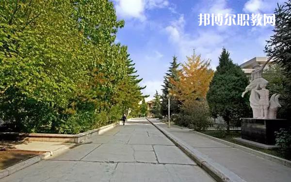 平?jīng)鰩煼秾W(xué)校2022年報(bào)名條件、招生要求、招生對象