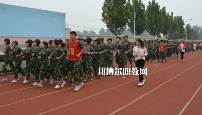 鳳慶縣職業高級中學2022年招生簡章