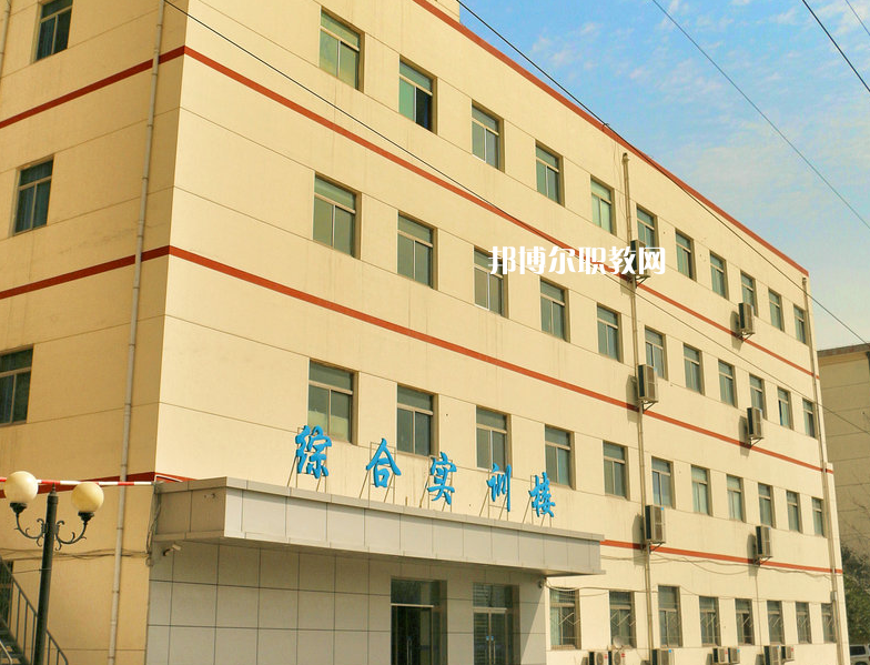 河北商貿學校2022年招生辦聯系電話
