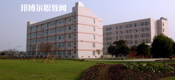 元謀縣職業(yè)高級中學(xué)2022年報(bào)名條件、招生要求、招生對象
