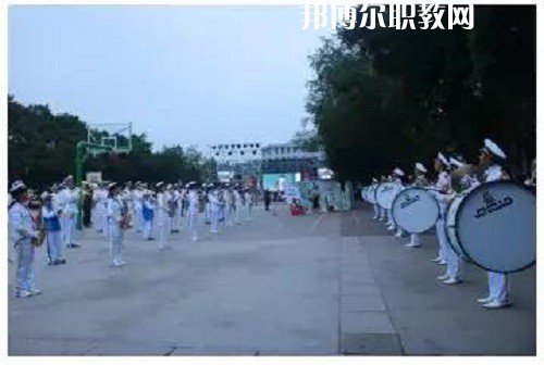 四川高縣職業(yè)技術學校2022年招生辦聯系電話