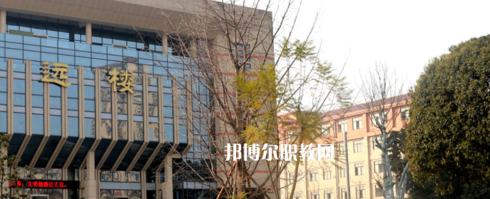 瀘州職業(yè)技術(shù)學校網(wǎng)站網(wǎng)址